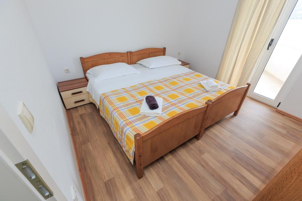 Apartments Rogulj Рогозница Стая снимка